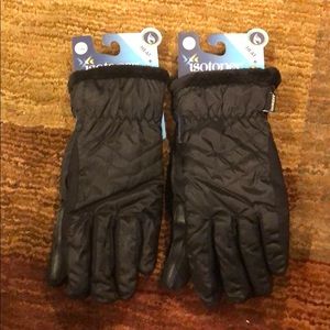 New Isotoner Gloves